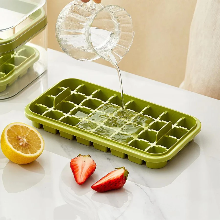 Ice Cube Tray with Storage Box